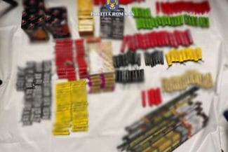 Știri de azi | Giurgiu: Cercetat pentru deţinerea fără drept a 20 de kilograme de articole pirotehnice - Știri de azi | 