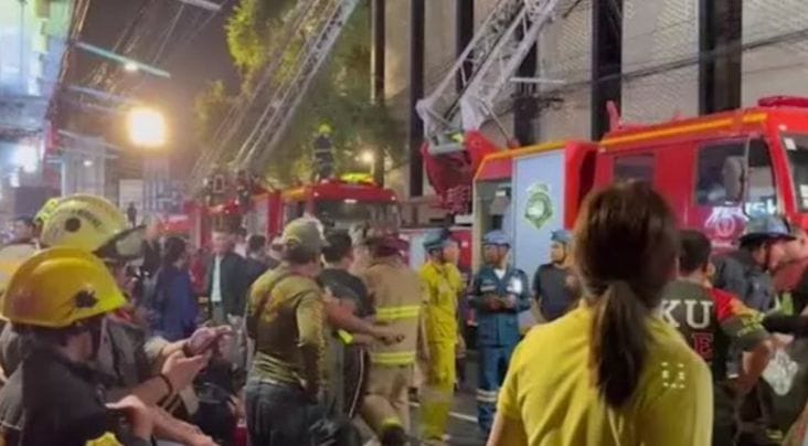 Știri de azi | Trei turişti străini, o braziliancă, un ucrainean şi un american, morţi şi alte patru persoane spitalizate, una în stare gravă, în Thailanda, într-un incendiu la un hotel într-un cartier foarte frecventat de turişti la Bangkok - Știri de azi | 