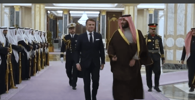 captura-de-ecran-2024-12-03-054903.png - Știri de azi Știri de azi | Macron şi prinţul moştenitor saudit Mohammed bin Salman fac apel la alegeri prezidenţiale în Liban - Știri de azi |