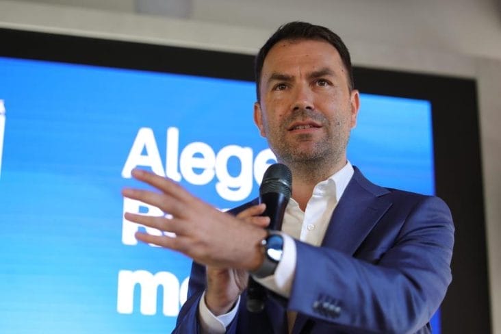 Știri de azi | ALEGERI PARLAMENTARE 2024 – Cătălin Drulă: Am votat cu gândul la copiii noştri, la ţara în care vrem să trăiască, o ţară liberă, o ţară europeană, o ţară democratică/ Dominic Fritz doar l-a însoţit, el nu poate vota la aceste alegeri - Știri de azi | 