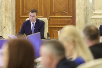 media-173496528473386000.jpeg - Știri de azi Știri de azi | VIDEO Ministrul Finanțelor anunță ajutoare pentru pensionarii cu venituri mici: Revenim cu detalii! - Știri de azi |