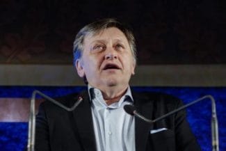 Știri de azi | Crin Antonescu: Nu am sprijinul lui Trump, dar este și o parte bună în acest lucru. A căzut un mit al omnipotenței SUA - Știri de azi | 