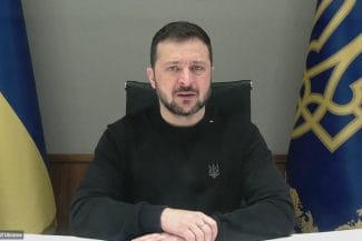 zelenski-pe-alocutiune-1000-x.jpg - Știri de azi Știri de azi | Zelenski anunţă că Rusia a lansat 93 de rachete şi 200 de drone asupra Ucrainei, în unul dintre cele mai ample atacuri de la începutul războiului - Știri de azi |