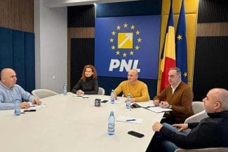 472320637-1136029014548471-8373284929552802328-n.jpg - Știri de azi Știri de azi | Ilie Bolojan: Împreună, cei 5 parlamentari PNL aleşi de bihoreni am stabilit cum ne vom organiza în acest mandat / Ne vom întâlni lunar cu primarii localităţilor pentru a inventaria problemele şi pentru a propune rezolvarea acestora - Știri de azi |