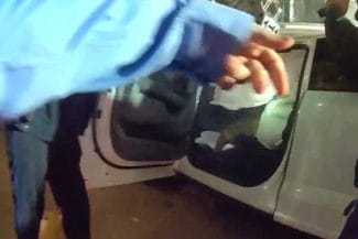 atac-no-x.jpg - Știri de azi Știri de azi | Imagini cu atacatorul din New Orleans trăgând în poliţie înainte ca agenţii să îl împuşte mortal – VIDEO - Știri de azi |