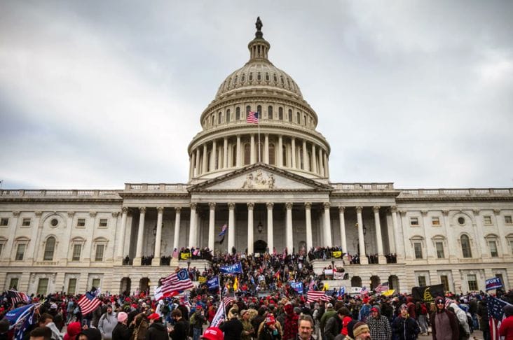 capitoliu-asalt-tw.png - Știri de azi Știri de azi | Trump îi graţiază în masă pe participanţii la revoltele din 6 ianuarie - Știri de azi |