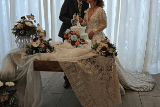 Știri de azi | O româncă de 30 de ani a fost împuşcată mortal de soţul său italian, care apoi s-a sinucis. Cei doi erau căsătoriţi de opt luni/ Posibile motive ale tragediei - Știri de azi | 