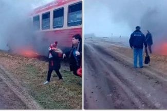 incendiu-arad.jpg - Știri de azi Știri de azi | Arad: Incendiu izbucnit la un automotor cu 30 de călători/ Pasagerii au ieşit singuri, fiind preluaţi de o maşină pusă la dispoziţie de Primărie - Știri de azi |