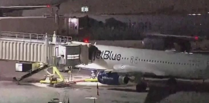 Știri de azi | Două persoane, găsite moarte în compartimentul trenului de aterizare al unui avion la Fort Lauderdale, în Florida - Știri de azi | 