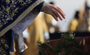 Știri de azi | Boboteaza: ziua când a fost botezat Iisus în apa Iordanului / Obiceiuri şi tradiţii - Știri de azi | 