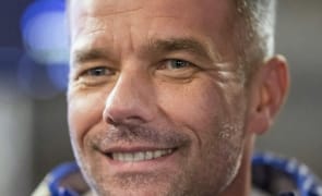 media-164173813176531500.jpg - Știri de azi Știri de azi | Sébastien Loeb, nevoit să abandoneze la Raliul Dakar. Maşina sa, Dacia Sandriders, prea avariată pentru a putea continua cursa - Știri de azi |