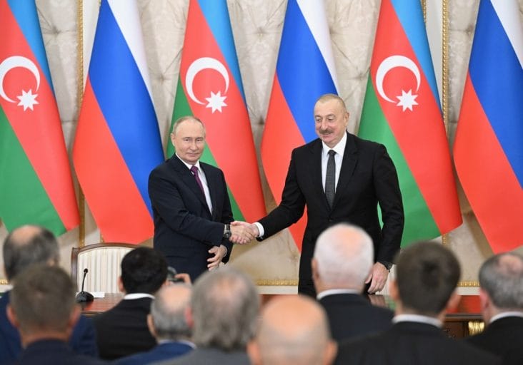 Știri de azi | Președintele azer a acuzat oficial Rusia de prăbușirea avionului AZAL, în apropiere de Aktau - Știri de azi | 