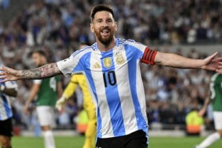 media-172941604512425100.jpg - Știri de azi Știri de azi | De la 1 ianuarie, jucători precum Salah, De Bruyne, Messi sau Neymar sunt liberi să semneze cu ce echipă doresc - Știri de azi |