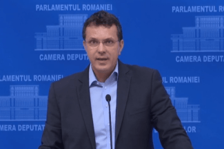 media-173285177452810700.png - Știri de azi Știri de azi | ‘Securiştii noi se bat cu ăia vechi şi oamenii lor din politică, Ciolacu şi ai lui, nu au curaj să mişte în front’ – liderul deputaţilor USR, Ionuţ Moşteanu - Știri de azi |