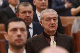 Știri de azi | ‘Faceţi tiranie acolo’. Răzvan Burleanu, ameninţat de Gigi Becali. Îl distruge pe şeful FRF - Știri de azi | 