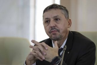 Știri de azi | Ministrul Educației a izbucnit și anunță că nu vrea materii noi în școli: Atitudinea asta e o greșeală - Știri de azi | 