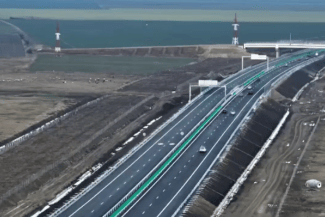 media-173496815401944500.png - Știri de azi Știri de azi | FOTO Străinii au rămas uimiți de autostrăzile din România: Rolul important pe care îl are UE - Știri de azi |