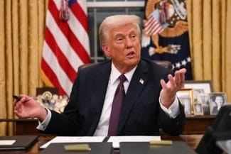 media-173743324782958500.jpg - Știri de azi Știri de azi | VIDEO Revenit la putere, Donald Trump schimbă la propriu harta lumii: Redenumește 2 obiective extrem de importante - Știri de azi |
