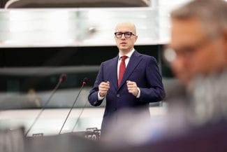 media-173745882132609500.jpg - Știri de azi Știri de azi | Țepele de pe Uber și Bolt, pe cale să dispară? Uniunea Europeană pregătește reguli dure! - Știri de azi |