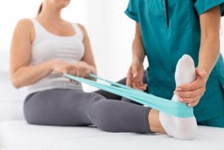 Știri de azi | România, cu un deficit imens de fizioterapeuți: De 16 ori mai puțini decât în Germania - Știri de azi | 