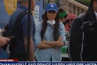 meghan.jpg - Știri de azi Știri de azi | Incendiile din California: Harry şi Meghan au vizitat un centru de ajutor din Pasadena – VIDEO - Știri de azi |