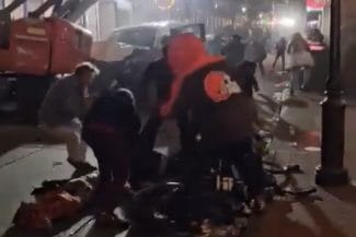 Știri de azi | ATAC LA NEW ORLEANS. Evenimentul s-a petrecut cu câteva ore înainte de Sugar Bowl. Bourbon Street este inima comunităţii gay din oraş. Măsurile de securitate fuseseră sporite - Știri de azi | 