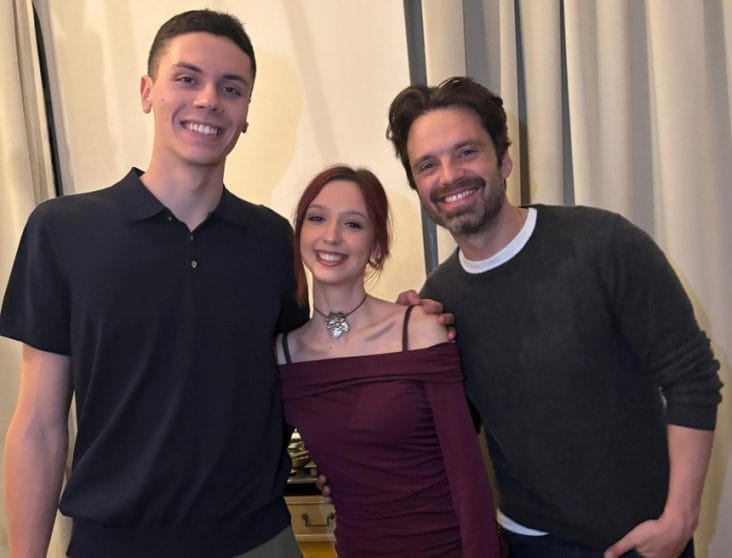 popovici-stan-fb.jpg - Știri de azi Știri de azi | David Popovici a postat o imagine în care apare alături de Sebastian Stan: “Dacă mă antrenez destul, poate prind şi eu un rol în următorul film Marvel” - Știri de azi |