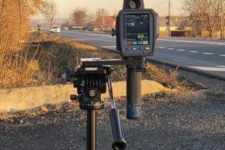 Știri de azi | Prima amendă de circulaţie dată în baza folosirii sistemului automat e-Sigur/ Cine este persoana sancţionată şi cu ce viteză circula - Știri de azi | 