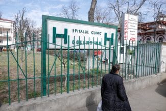 spitalul-colentina.jpg - Știri de azi Știri de azi | Transplant inovator de tendon al lui Ahile, la Spitalul Clinic Colentina – O pacientă a primit şansa de a-şi folosi din nou braţul drept - Știri de azi |