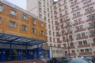 Știri de azi | Botoşani: Directorul Spitalului Judeţean, pus sub control judiciar după ce ar fi lovit şi ameninţat un angajat al unităţii medicale. Acesta refuzase să avizeze transferul unui medic către o secţie exterioară din judeţ - Știri de azi | 