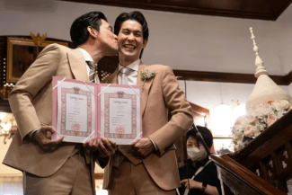 Știri de azi | Thailanda sărbătoreşte primele căsătorii între persoane de acelaşi sex - Știri de azi | 