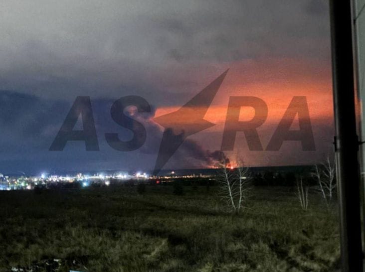 voronej-petrol-incendiu-tw.png - Știri de azi Știri de azi | Rusia anunţă că a doborât 55 de rachete ucrainene în şase regiuni. Un depozit de petrol din Voronej incendiat ”din nou” - Știri de azi |