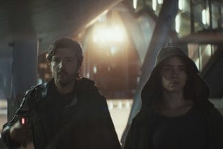 Știri de azi | Iaşi: Doi tineri de 16 şi 18 ani, cercetaţi pentru introducerea în ţară de droguri de mare risc şi trafic de droguri de mare risc, prin intermediul unei comenzi plasate online - Știri de azi | 