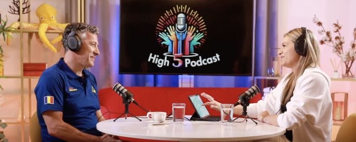 Știri de azi | 7 din 10 adolescenţi nu practică suficient sport în România. Bogdan Rath, cel mai titrat jucator de polo pe apă: La noi nu se înţelege că sportul este sănătatea unei naţiuni - Știri de azi | 