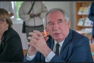 francois-bayrou-fb.jpg - Știri de azi Știri de azi | Premierul francez a supravieţuit celor două moţiuni de cenzură depuse în legătură cu asumarea răspunderii pentru bugetul pe 2025 - Știri de azi |