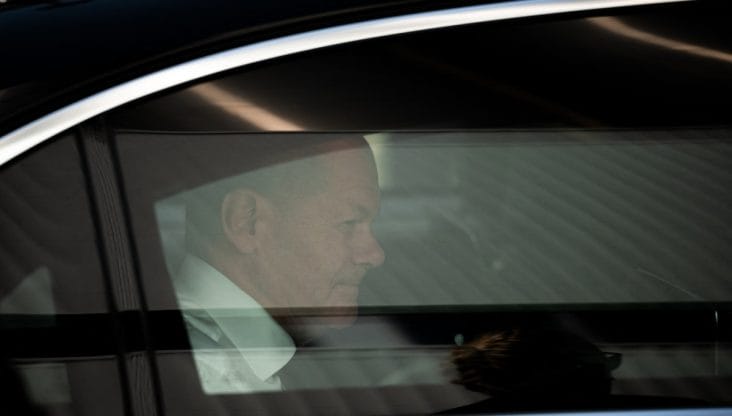 Știri de azi | Germania a intrat în stare de alertă, după deciziile anunțate de către Donald Trump - Știri de azi | 