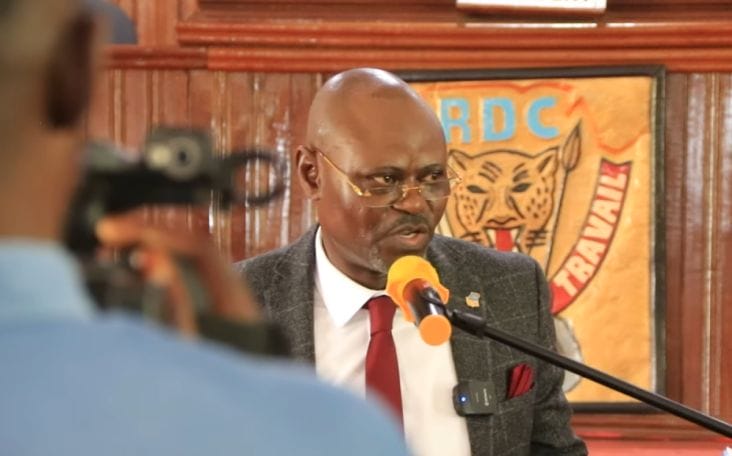 Știri de azi | A vrut să țină un discurs istoric, dar a sfârșit prin a se face de râs: I-a copiat pe Churchill, Eisenhower, Hruşciov şi Macron - Știri de azi | 