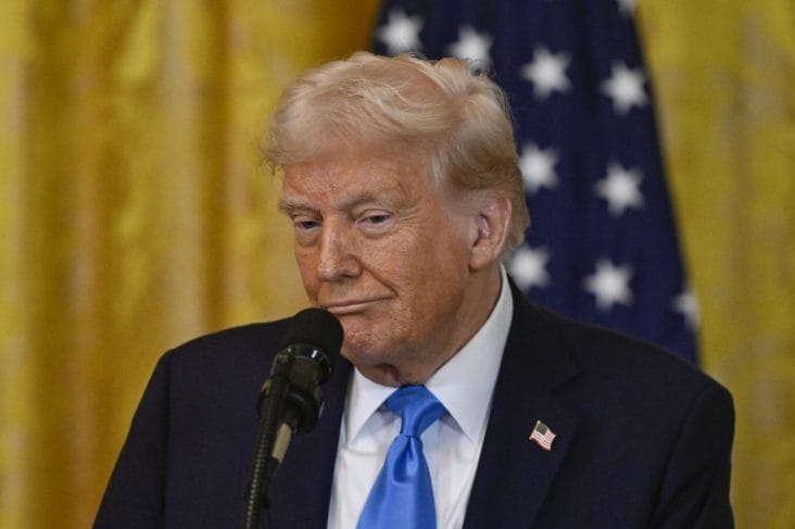 Știri de azi | Trump anunță un proiect gigant în Gaza, după preluarea fâșiei de la Israel: ‘Coasta de Azur a Orientului Mijlociu. Una dintre cele mai mari de pe Pământ’ - Știri de azi | 