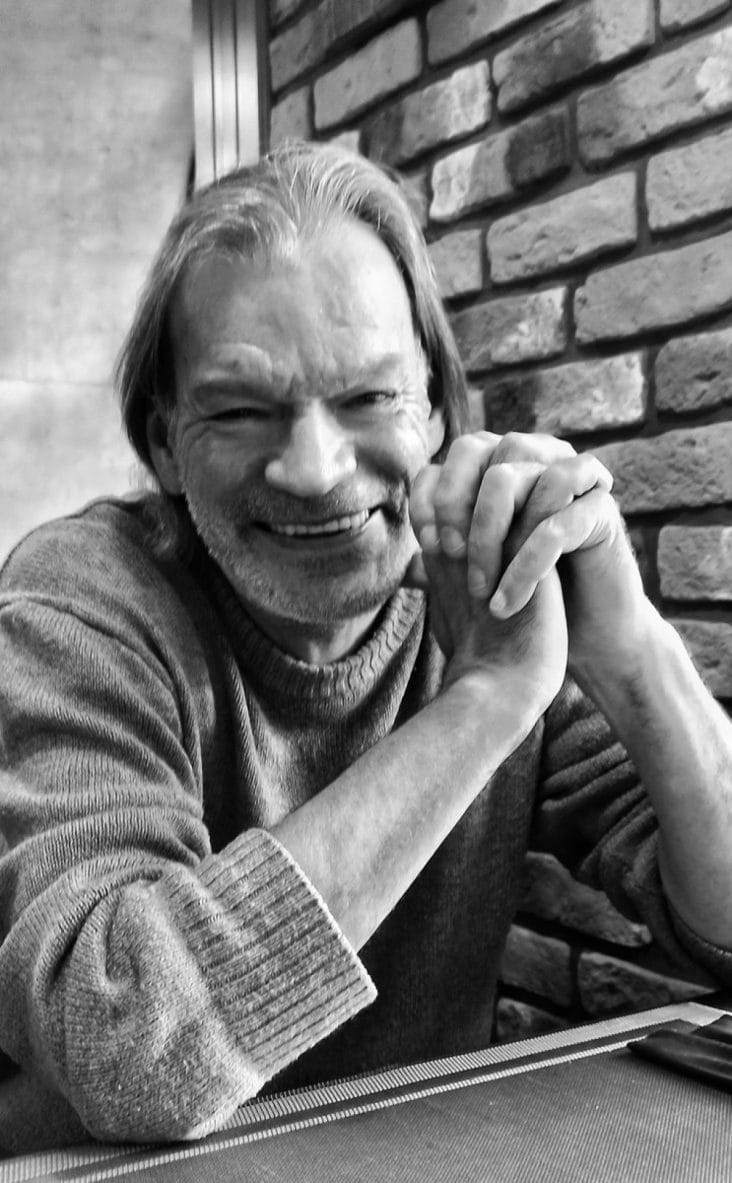 media-173886035637152400.jpg - Știri de azi Știri de azi | Un artist celebru din Rusia s-a sinucis în timpul unei percheziţii: era acuzat că a susținut Ucraina în războiul împotriva Moscovei - Știri de azi |