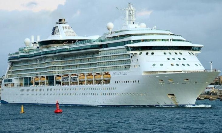 Știri de azi | Zeci de persoane s-au îmbolnăvit la bordul unui vas de croazieră al companiei Royal Caribbean - Știri de azi | 