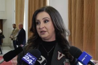 Știri de azi | Natalia Intotero: Cred că trebuie o reglementare agreată de toate instituţiile şi nu doar pentru muzee, inclusiv pentru ministere, paza ar trebui să fie asigurată de la jandarmi - Știri de azi | 
