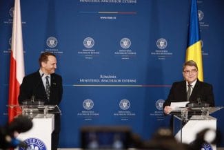 Știri de azi | Ministrul afacerilor externe, Emil Hurezeanu, întrevedere cu omologul din Polonia, Radosław Sikorski / Schimb aprofundat de opinii cu privire la agenda europeană, în contextul deţinerii de către Polonia a Preşedinţiei Consiliului Uniunii Europene - Știri de azi | 