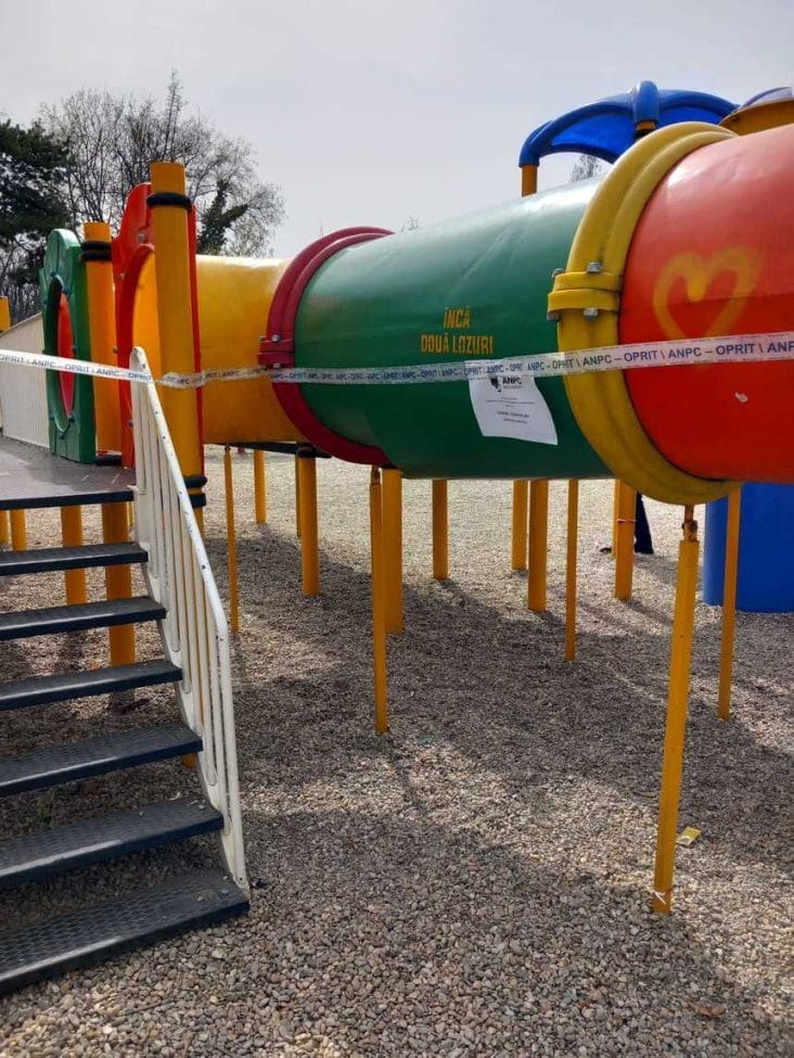Știri de azi | ANPC a închis locurile de joacă din Parcul Regele Mihai I din Bucureşti, iar Administraţia Lacuri, Parcuri şi Agrement Bucureşti a fost amendată cu 50.000 de lei/ Echipele de control au găsite nereguli şi la unităţile de alimentaţie publică din zonă - Știri de azi | 