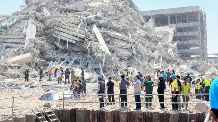 bangkok-cutremur-surpare-lef.png - Știri de azi Știri de azi | UPDATE-Premierul thailandez declară stare de urgenţă la Bangkok după cutremurul din Myanmar. 43 de muncitori prinşi sub un bloc în construcţie de 30 de etaje surpat de seism. ”Numeroşi răniţi” în capitala Myanmarului. Junta cere ajutor internaţional - Știri de azi |