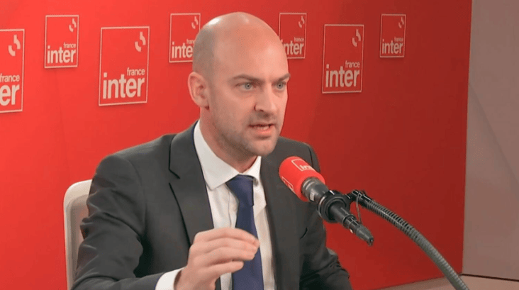 barrot-tw.png - Știri de azi Știri de azi | Ministrul francez avertizează cu privire la riscul unui război în UE, cere să se facă totul pentru ca să nu mai ”întrebăm niciodată SUA ce pot să facă pentru securitatea europenilor” şi denunţă ”ambiţiile imperialiste” ale lui Putin - Știri de azi |