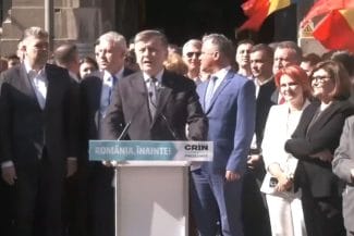 Știri de azi | UPDATE – Antonescu, la BEC pentru depunerea candidaturii la Preşedinţie: Nu mă clatin. Compatrioţi, vă cer puterea, care stă în încrederea voastră, pentru a schimba România! /Susţinătorii săi şi susţinători ai lui Călin Georgescu se află la BEC – VIDEO - Știri de azi | 