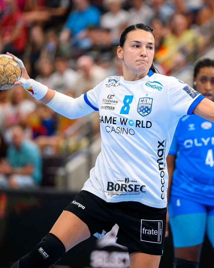 cris-1.jpg - Știri de azi Știri de azi | Handbal feminin: CSM Bucureşti, remiză cu Gloria Bistriţa şi în Liga Naţională - Știri de azi |