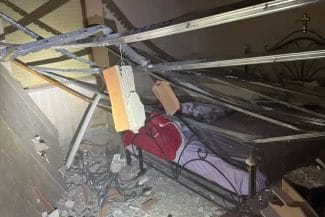 cutremur-napoli.jpg - Știri de azi Știri de azi | Locuitorii din Napoli şi-au petrecut noaptea pe străzi după ce oraşul a fost zguduit de un puternic cutremur de suprafaţă - Știri de azi |