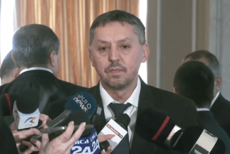 daniel-david.png - Știri de azi Știri de azi | Daniel David: Copiii şi tinerii, când pleacă de la şcoală, mintea lor este pe reţele de socializare şi atunci este foarte important să ducem, prin educaţie, ştiinţa şi cultura şi acolo - Știri de azi |