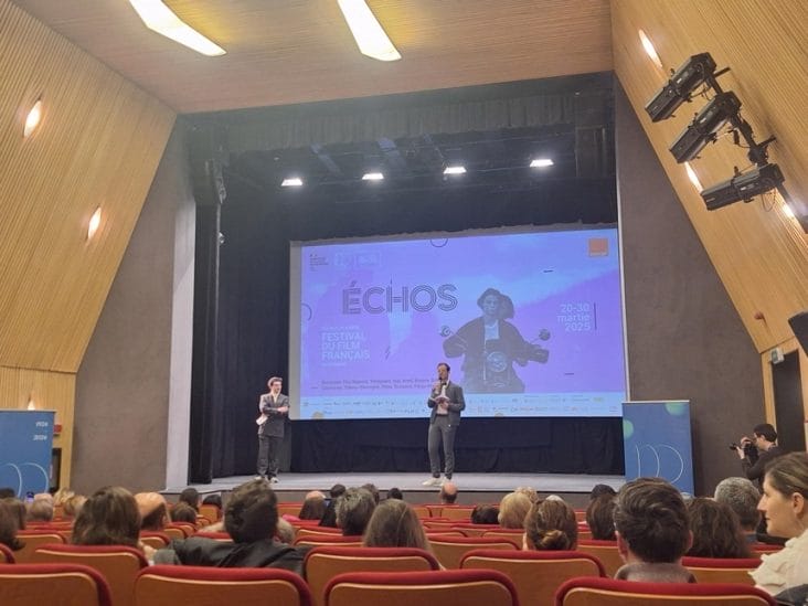 echos.jpg - Știri de azi Știri de azi | “Domnul Aznavour” a deschis Festivalul Filmului Francez. Luchessi: “Trăim vremuri incerte şi cred că un festival este şi un moment de a ne regăsi, de a discuta, pentru a cultiva spiritul critic” – VIDEO - Știri de azi |